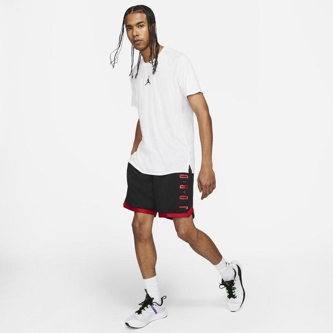 Sử dụng quần Nike Graphic Knit Shorts Jordan Jumpman 