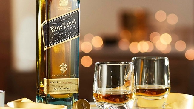Màu sắc rượu Blue Label Blended Scotch Whisky