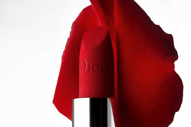 Chất son lì hoàn hảo của 999 Matte Dior